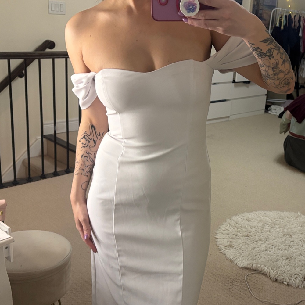 Abercrombie & Fitch | White Off The Shoulder Dress | Size S - Picture 3 of 3